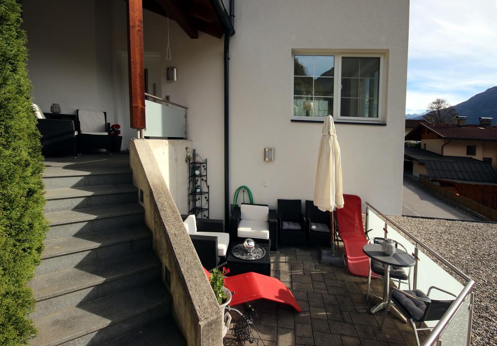 Apartments Schloss-Weissenstein-Strasse Matrei in Osttirol Kültér fotó