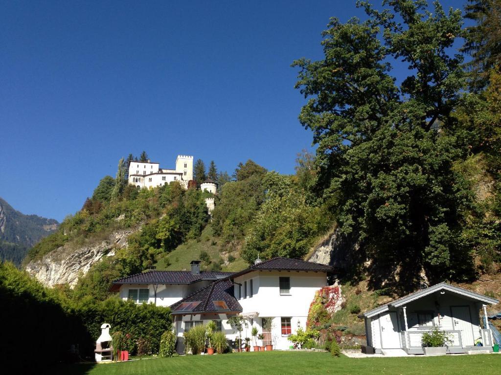 Apartments Schloss-Weissenstein-Strasse Matrei in Osttirol Kültér fotó